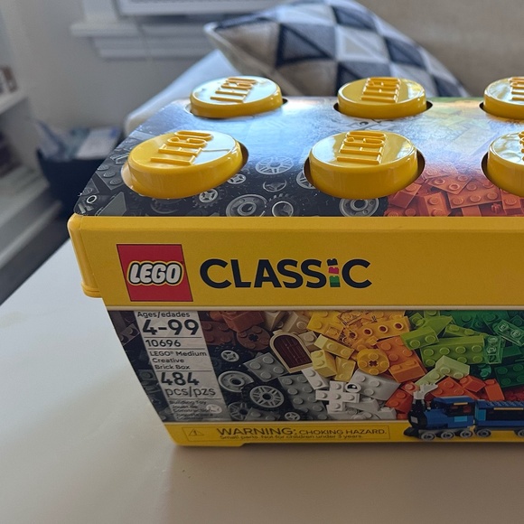 Lego | Toys | Lego Classic Medium Creative Brick Box 696 484 Pcs Sets ...